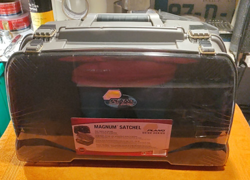 Plano magnum satchel - plano, guide