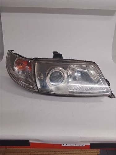 89008301 faro derecho - , saab