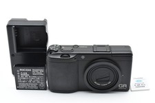 RICOH GR Digital II 10MP 28mm