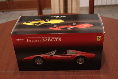 Kyosho ferrari 328 - 1/18,