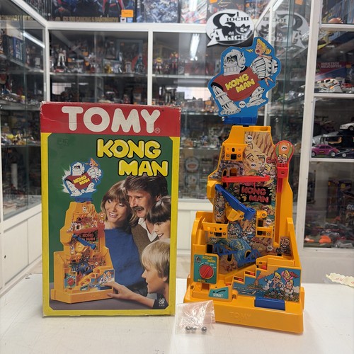 Tomy kong man - -,