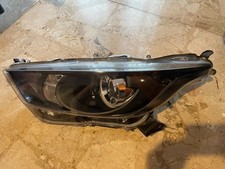 Faro anteriore sinistro Toyota Yaris EU K0-6 anno 2021