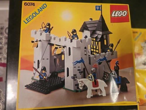 Lego 6074 fortezza del - del, falco