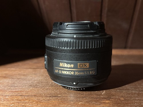 Nikon 35mm 8 - 35mm, 1.8