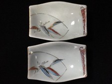 Set Di Due Piatti In Ceramica