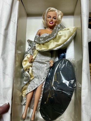 Barbie vintage marilyn - barbie,