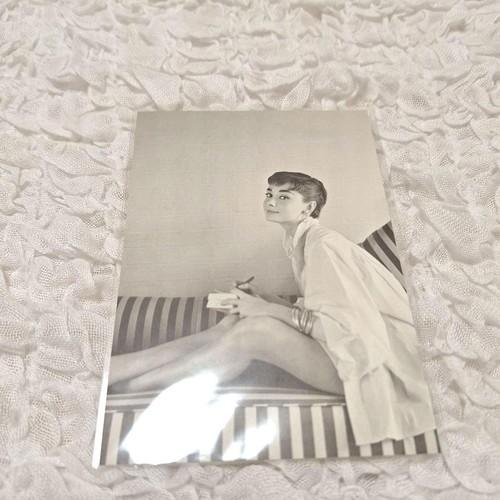 Cartolina audrey hepburn - cartolina,