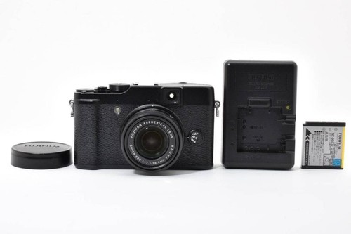Fotocamera digitale compatta