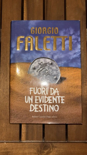 Libro fuori evidente - libro, un