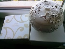 Porcellana bianca hervit sfera porta gioie