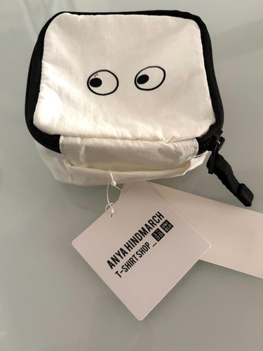 Uniqlo anya hindmarch - x,