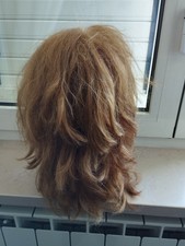 2 Testine Parrucchiere (1 Capelli Lunghi, 1 Capelli Corti ) Più Supporto