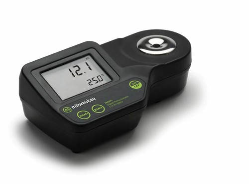 Milwaukee digital brix - milwaukee,