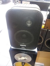 Jbl control one staffe - staffe, muro