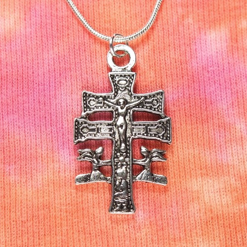 Collana con ciondolo - , croce