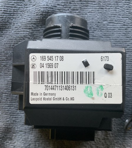 1695451508 mercedes blocchetto - mercedes,