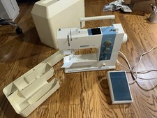 Macchina da cucire Bernina 910