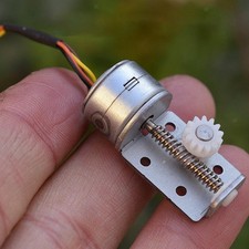 2 Phase 4 Wire Stepper Motor