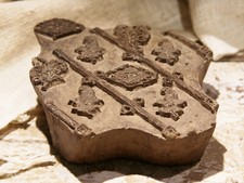 vecchio stampo in legno  per tessuti Batik India In Legno TI20