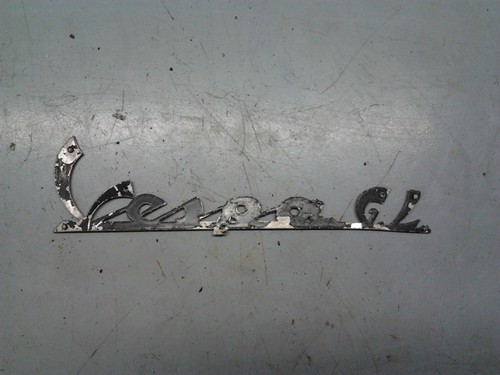 Scritta scudo vespa - scudo, gl