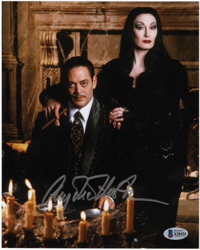 Anjelica huston signed photo - anjelica,