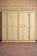 Armadio a dieci ante