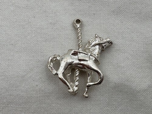 Ciondolo cavallo giostra - , in