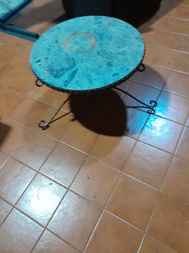 Tavolino ferro battuto con - ferro,