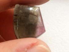 Cabochon di tormalina 12,6 mm