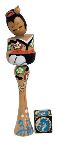 Bambola kokeshi creativa con - bambola,