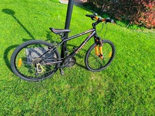 Bicicletta mountain bike da