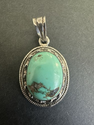 Ciondolo cabochon turchese