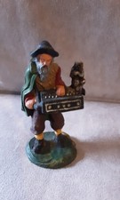 SUONATORE ORGANETTO CON