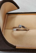 Anello da donna in oro bianco 18k con solitario brillante 0,08ct. -M05.+GARANZIA