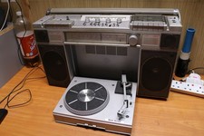 Radio d'epoca Amstrad 8060 Twin registratore cassette ricambi o riparazione DIFETTOSO