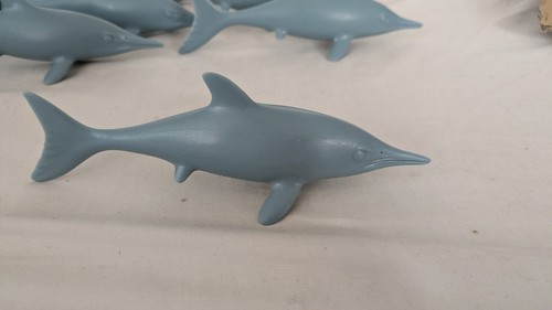 Invicta ichthyosaurus figure - ichthyosaurus,