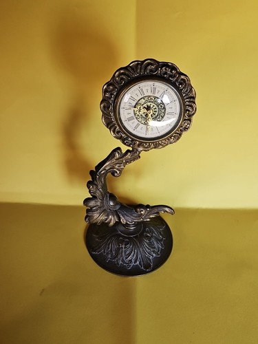 Antico orologio meccanico - orologio, a