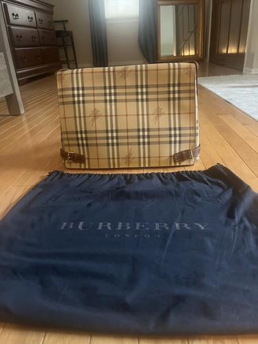 Authentic vintage burberry - vintage,