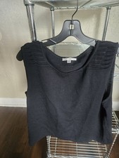 Top smanicato maglia nera