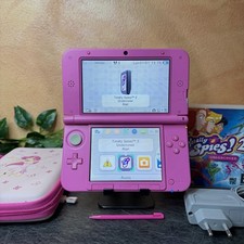 Nintendo 3DS XL Rosa ? con caricatore, custodia e gioco