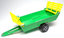VINTAGE MAJORETTE HAY WAGON