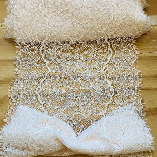 Ciglia rosa chiaro - , pizzo