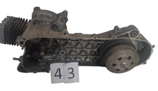 43 MOTORE SCOOTER PIAGGIO 50, BLOCCATO, VENDO PER RICAMBI