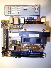 Scheda madre desktop micro ASUS M2N61-AR AM2 con CPU e memoria utilizzata