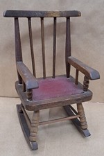 Antica sedia a dondolo