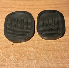 2 PEZZI Rivestimento pedale
