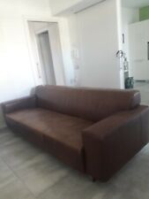 Divano in pelle usato ma ottime condizioni 