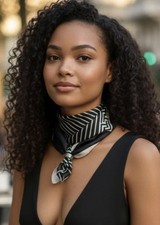 Foulard Elegante Beige e Nero