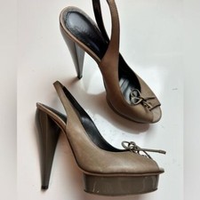 Sandali Burberry in pelle con