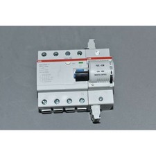 ABB Differenziale Trifase 4